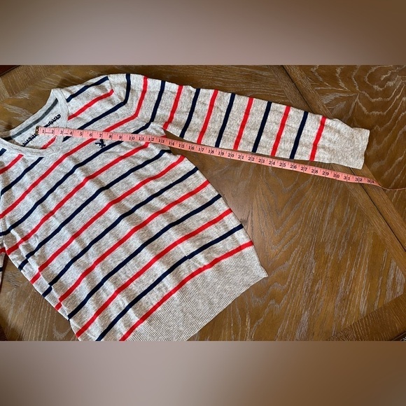American Eagle Cotton V-Neck Sweater - Grey with Red & Blue Stripes - Size M - Picture 8 of 12